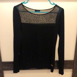 Guess Woman’s black long sleeve